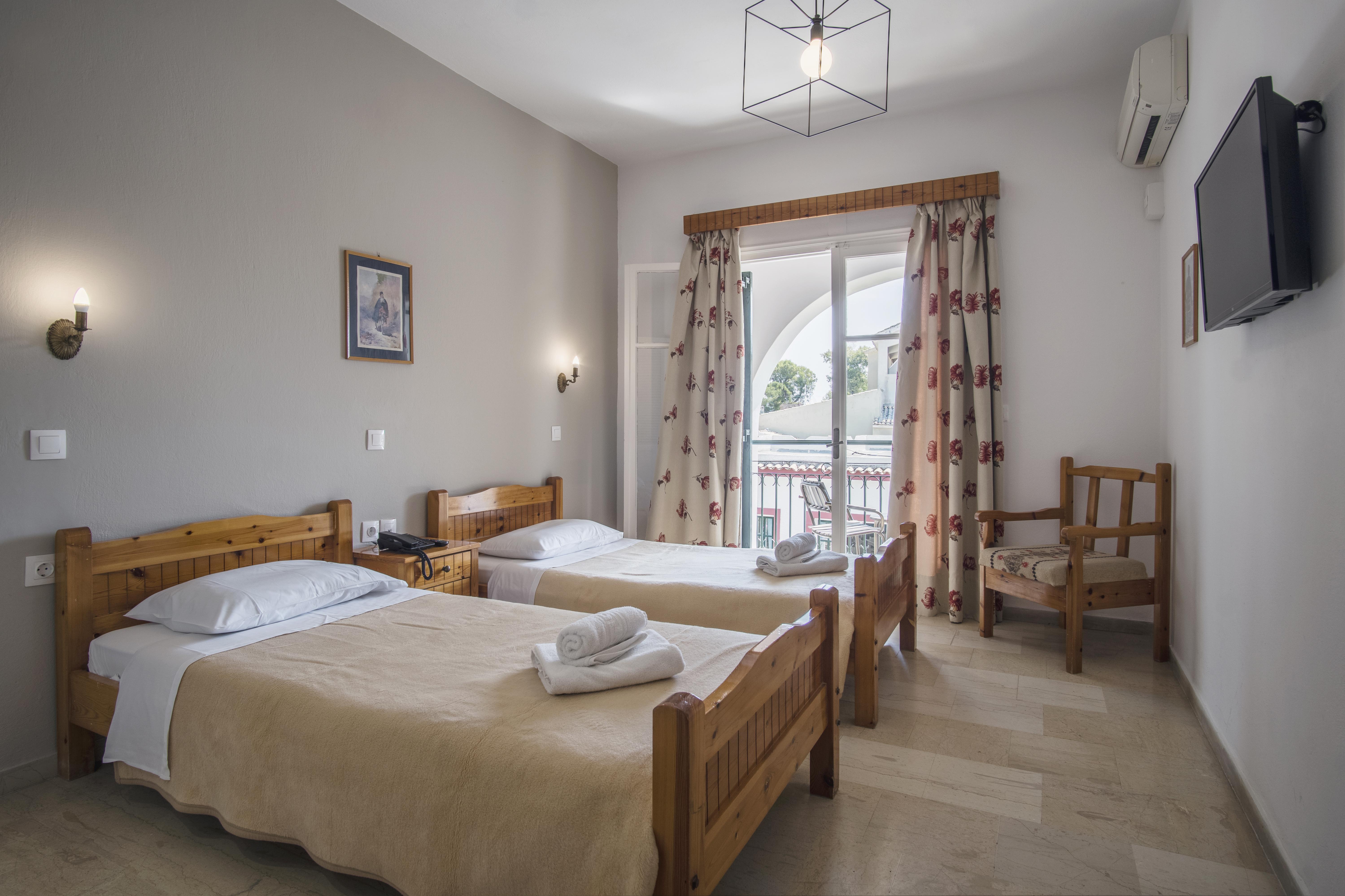 Iliada Beach Hotel Гоувия Экстерьер фото