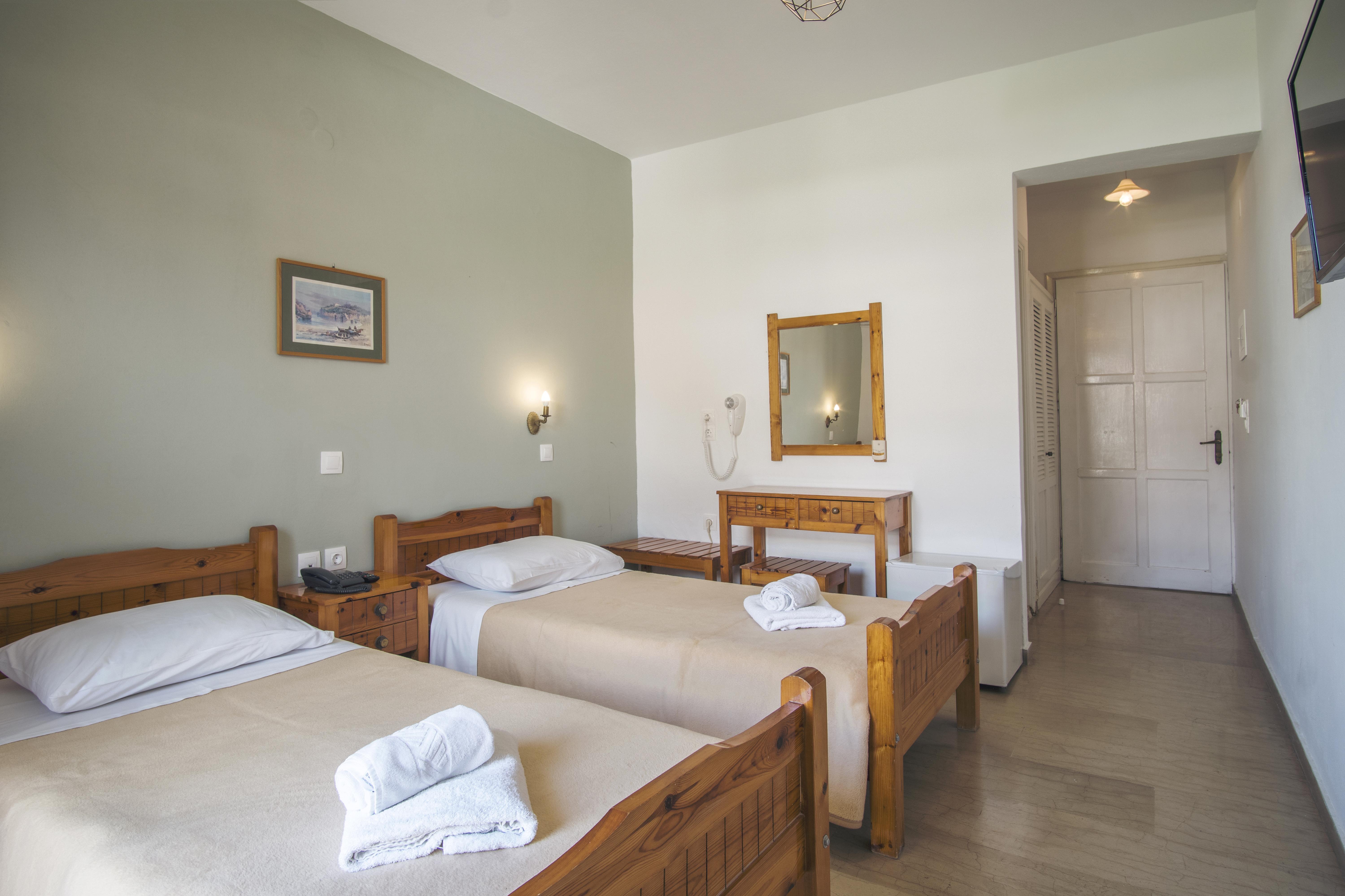 Iliada Beach Hotel Гоувия Экстерьер фото