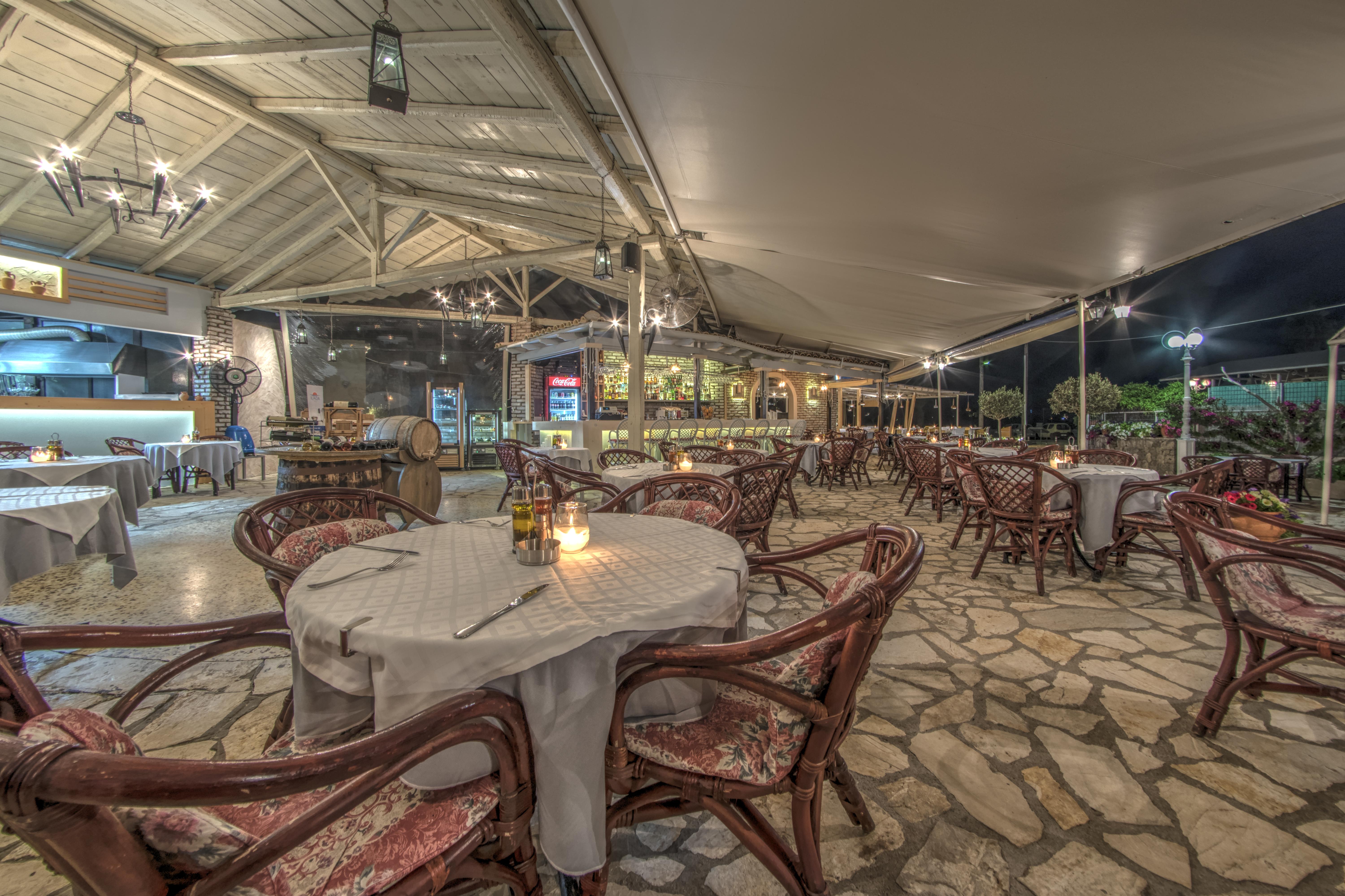 Iliada Beach Hotel Гоувия Экстерьер фото